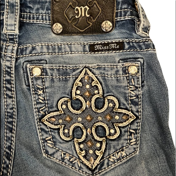 MISS ME BOOT cut Fleur de lis silver mesh-gold studs and crystal embellishment - Picture 5 of 14